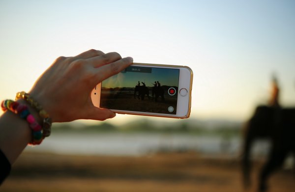 iPhone с тройной камерой «научат» делать 3D-снимки