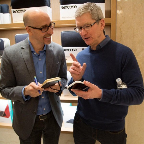 Гендиректор Apple раскрыл правду о зависимости от iPhone