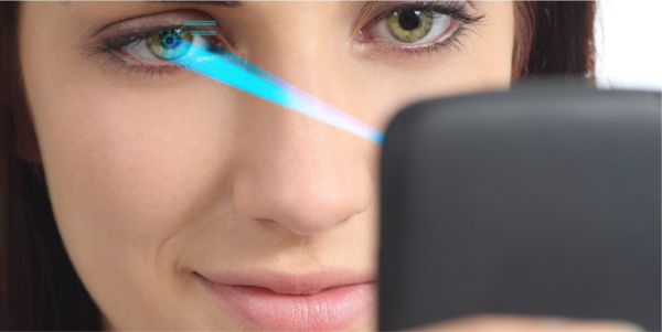 Samsung готовит флагманский планшет со сканером радужки глаза