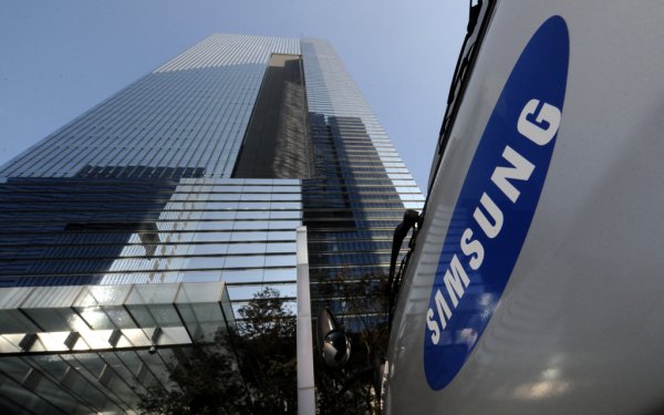Samsung выпускает карту памяти с рекордным объемом