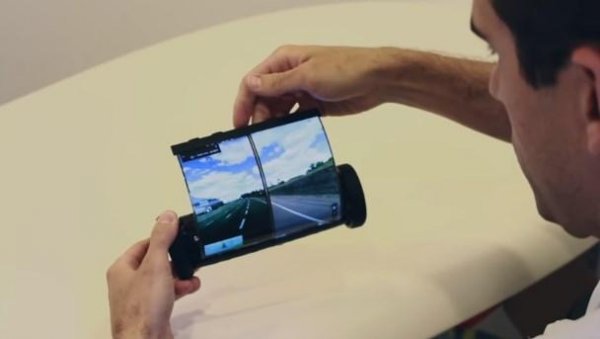 «Свитки будущего»: В Канаде создали гибкий планшет  MagicScroll