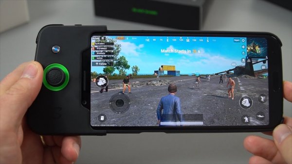 Эксперты: Игровой смартфон Xiaomi’s Black Shark больше подходит не играющим в игры