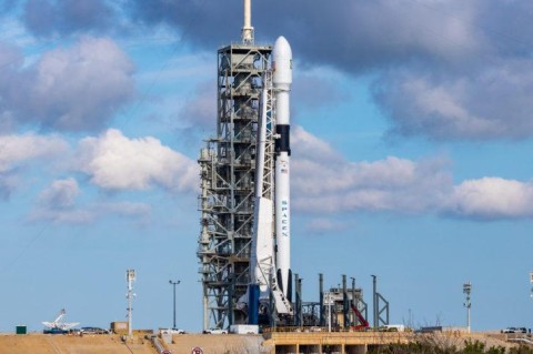 В SpaceX приняли решение отложить запуск 60 интернет-спутников