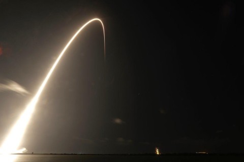 Приготовьтесь к отвалу башки: SpaceX вывели на орбиту сразу 60 спутников