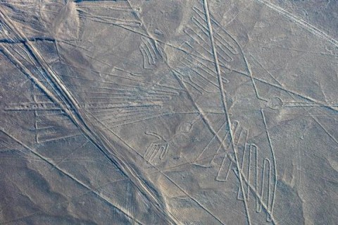 В пустыне Перу нашли больше ста гигантских изображений 100 года до нашей эры