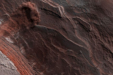 NASA показало новые фантастические снимки Марса