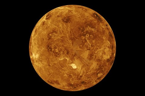 Ученые обнаружили на Венеры вероятные признаки жизни