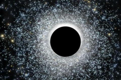 Ученые заявили, что первая обнаруженная в космосе черная дыра в 20 раз превышает массу Солнца