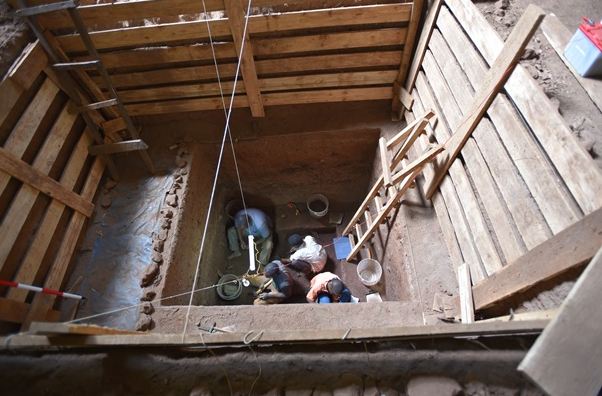 В кенийской пещере нашли самое древнее захоронение людей