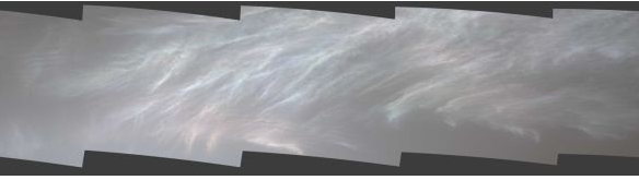 На Марсе засняли сияющие облака