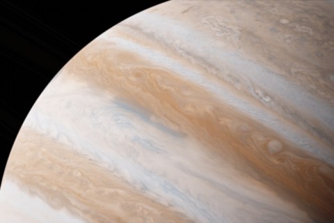 Ученые разгадали тайну полярного сияния на Юпитере