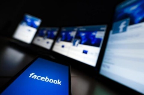 Сбой системы: в сети Facebook произошел масштабный сбой