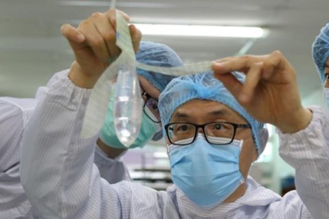 Малайзийский гинеколог придумал универсальный презерватив, который подойдет любому полу