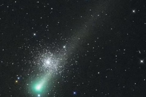 Впервые за 70 тыс. лет: над Землей в последний раз пролетела комета Леонарда